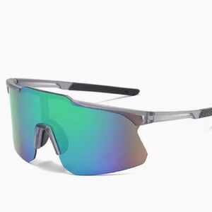 Stylish Gradient Sunglasses for Women